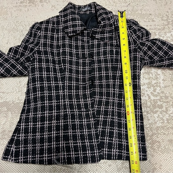 Vintage Black and White Blazer - Picture 13 of 13